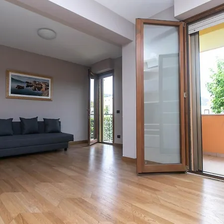 Apartment S233 - Sirolo, Meraviglioso Trilocale Con Giardino *